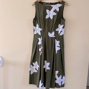 Elegant Cotton bottle green dress with floral prints